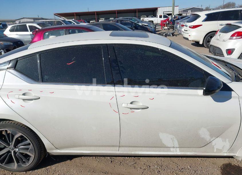 Photo 13 of 2023 Nissan Altima SR INTELLIGENT AWD (VIN 1N4BL4CW3PN303896)