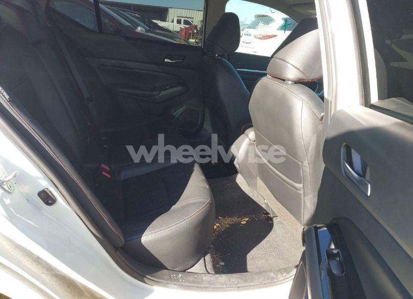 Photo 8 of 2023 Nissan Altima SR INTELLIGENT AWD (VIN 1N4BL4CW3PN303896)