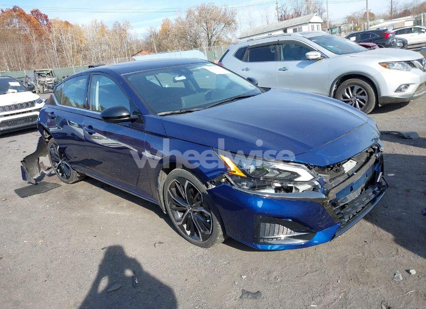 2024 Nissan Altima SR INTELLIGENT AWD (VIN 1N4BL4CW3RN302590) main photo