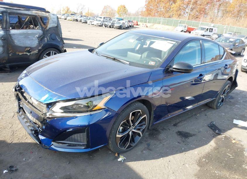 Photo 2 of 2024 Nissan Altima SR INTELLIGENT AWD (VIN 1N4BL4CW3RN302590)