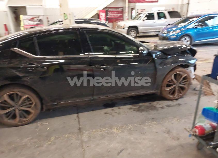 Photo 13 of 2024 Nissan Altima SR INTELLIGENT AWD (VIN 1N4BL4CW3RN389648)