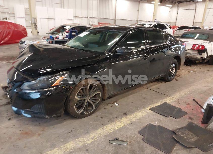Photo 2 of 2024 Nissan Altima SR INTELLIGENT AWD (VIN 1N4BL4CW3RN389648)
