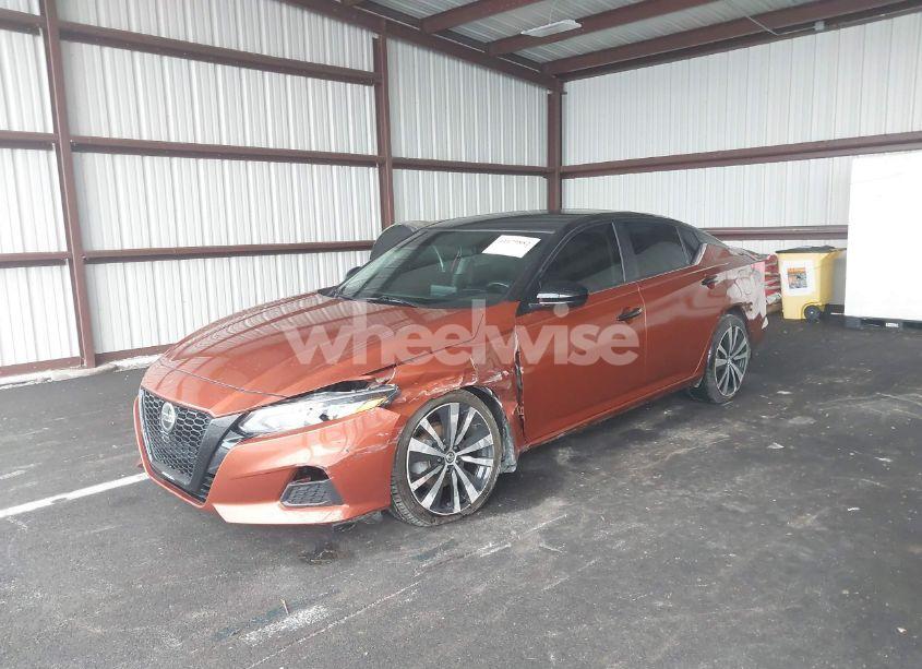 Photo 2 of 2019 Nissan Altima 2.5 SR (VIN 1N4BL4CW4KC168402)