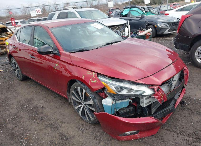 2019 Nissan Altima 2.5 SR (VIN 1N4BL4CW4KC184731) main photo