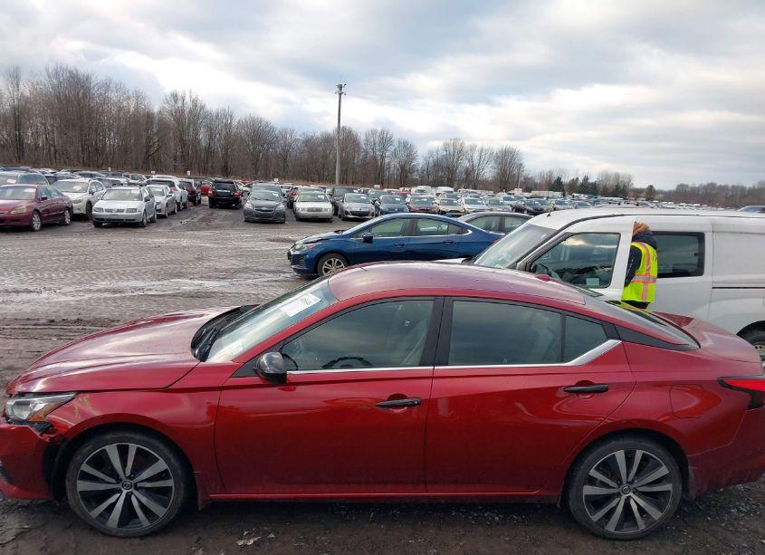 Photo 15 of 2019 Nissan Altima 2.5 SR (VIN 1N4BL4CW4KC184731)