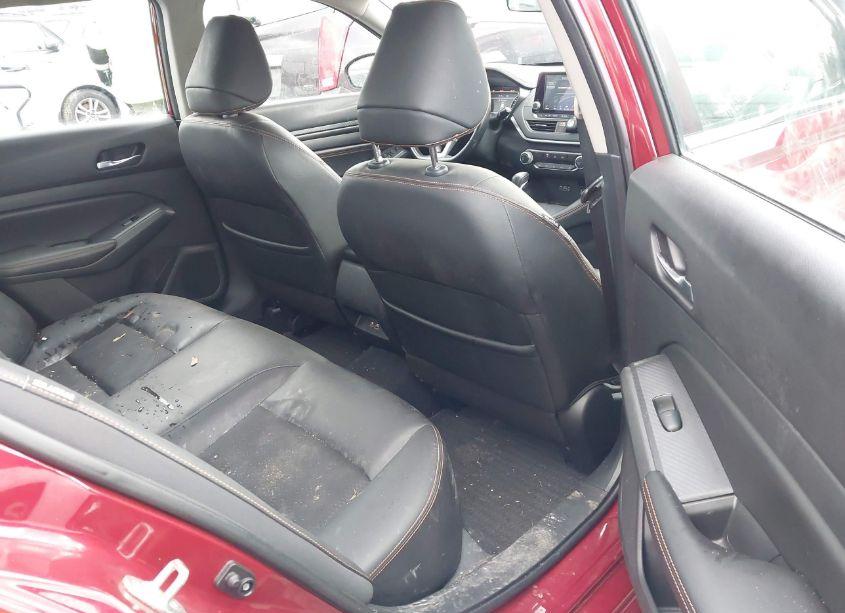 Photo 8 of 2019 Nissan Altima 2.5 SR (VIN 1N4BL4CW4KC184731)