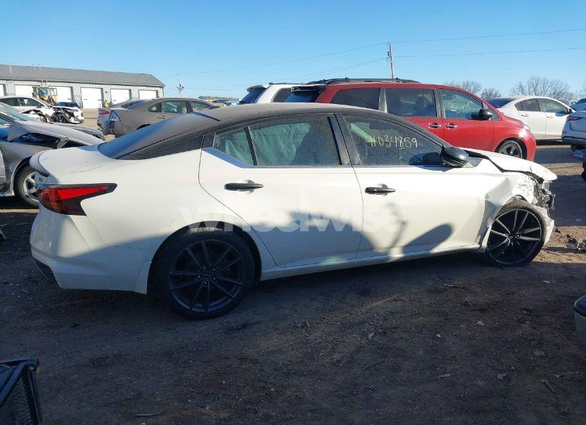 Photo 13 of 2019 Nissan Altima 2.5 SR (VIN 1N4BL4CW4KC201785)