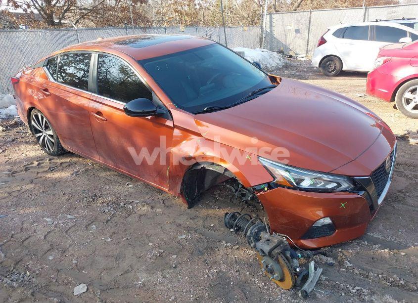 2019 Nissan Altima 2.5 SR (VIN 1N4BL4CW4KC209501) main photo