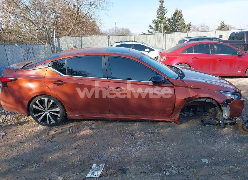 Photo 14 of 2019 Nissan Altima 2.5 SR (VIN 1N4BL4CW4KC209501)