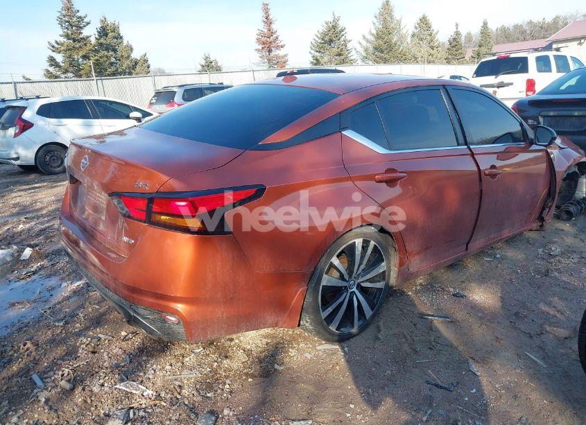 Photo 4 of 2019 Nissan Altima 2.5 SR (VIN 1N4BL4CW4KC209501)