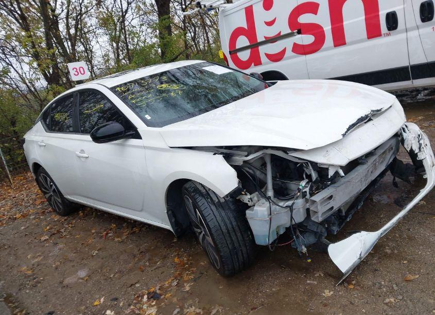 2021 Nissan Altima SR (VIN 1N4BL4CW4MN333369) main photo