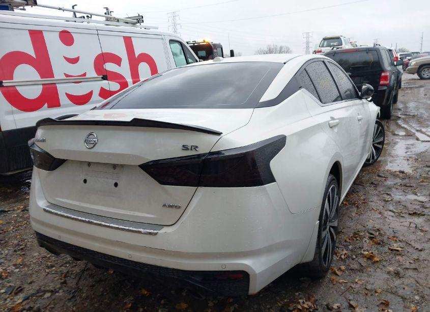Photo 4 of 2021 Nissan Altima SR (VIN 1N4BL4CW4MN333369)