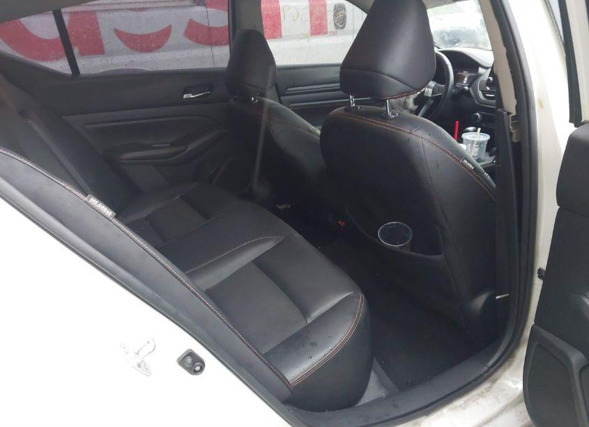 Photo 8 of 2021 Nissan Altima SR (VIN 1N4BL4CW4MN333369)