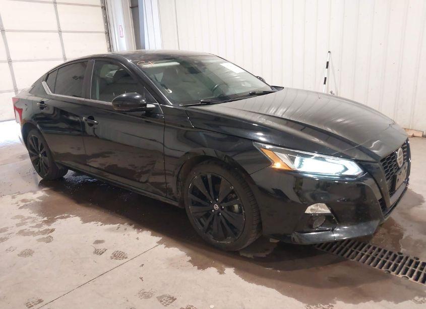 2022 Nissan Altima SR INTELLIGENT AWD (VIN 1N4BL4CW4NN341375) main photo