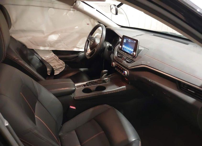 Photo 5 of 2022 Nissan Altima SR INTELLIGENT AWD (VIN 1N4BL4CW4NN341375)