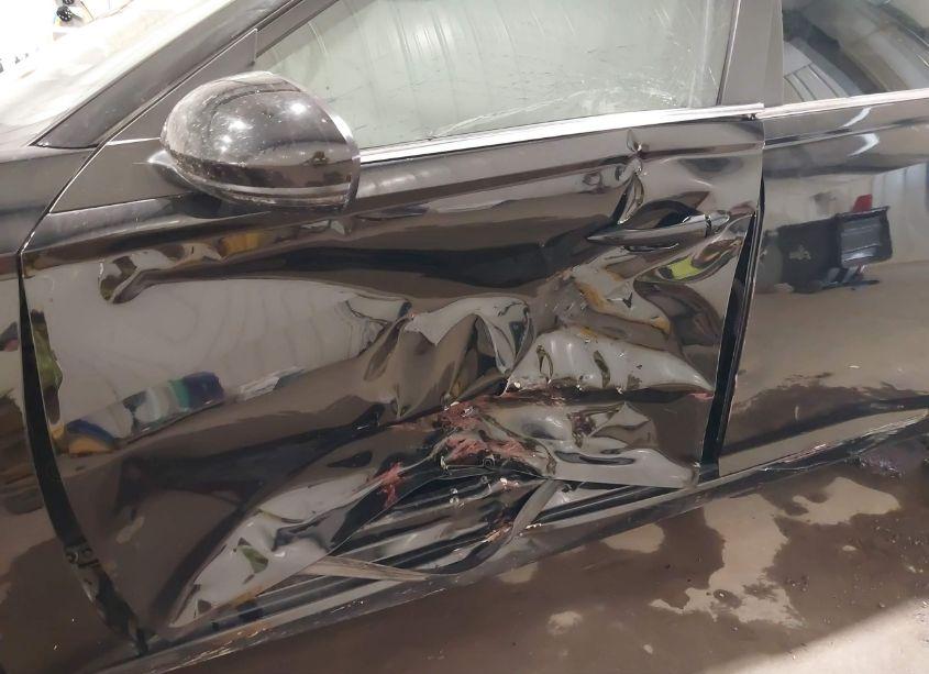 Photo 6 of 2022 Nissan Altima SR INTELLIGENT AWD (VIN 1N4BL4CW4NN341375)