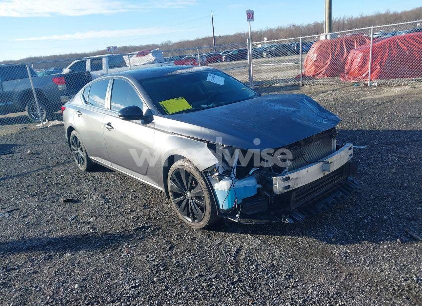2022 Nissan Altima SR INTELLIGENT AWD (VIN 1N4BL4CW4NN346236) main photo