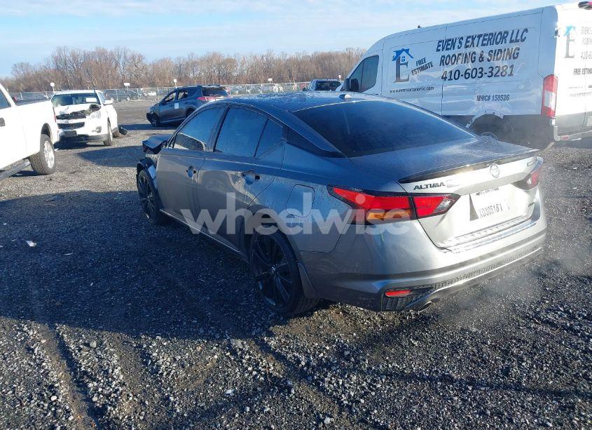 Photo 3 of 2022 Nissan Altima SR INTELLIGENT AWD (VIN 1N4BL4CW4NN346236)