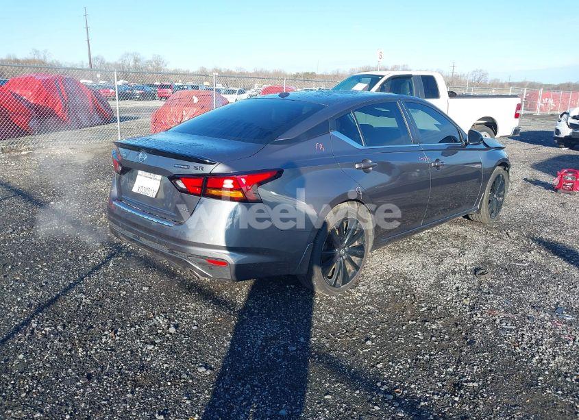 Photo 4 of 2022 Nissan Altima SR INTELLIGENT AWD (VIN 1N4BL4CW4NN346236)