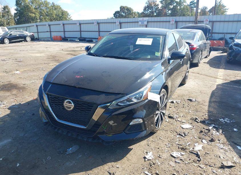 Photo 2 of 2022 Nissan Altima SR INTELLIGENT AWD (VIN 1N4BL4CW4NN357978)