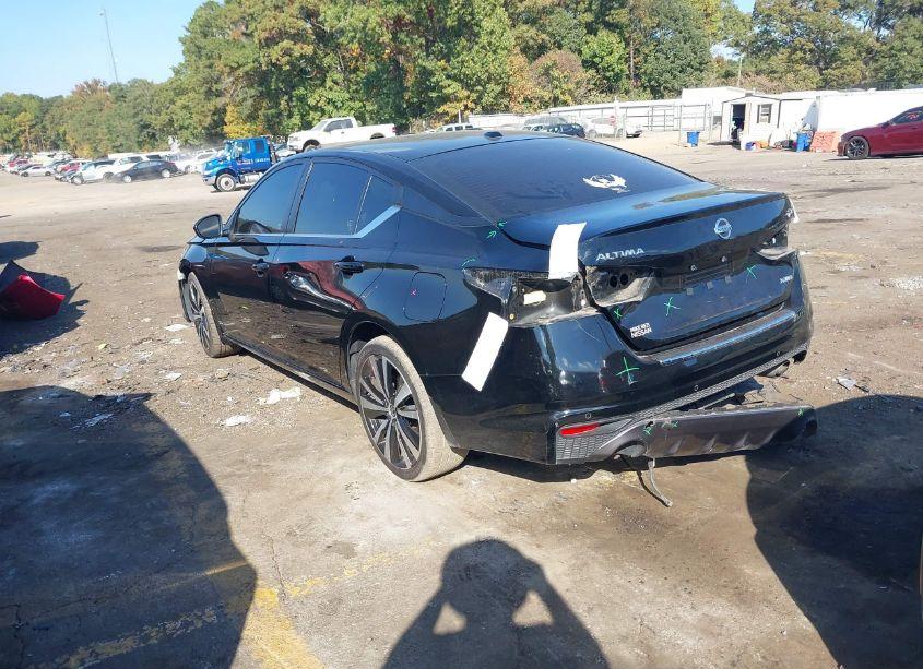 Photo 3 of 2022 Nissan Altima SR INTELLIGENT AWD (VIN 1N4BL4CW4NN357978)