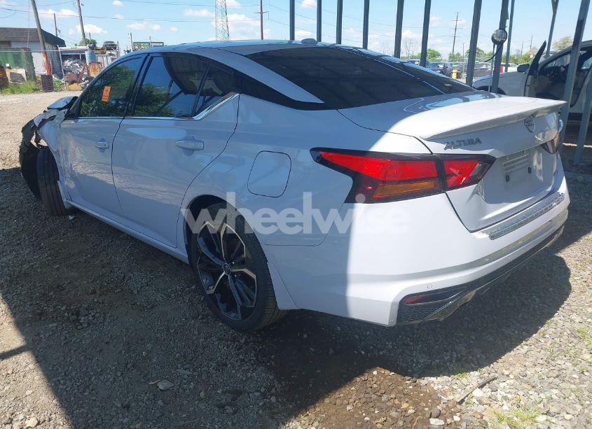 Photo 3 of 2023 Nissan Altima SR INTELLIGENT AWD (VIN 1N4BL4CW4PN383905)