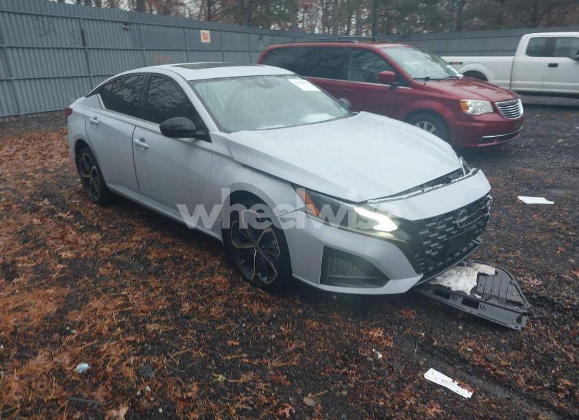2023 Nissan Altima SR INTELLIGENT AWD (VIN 1N4BL4CW4PN425084) main photo