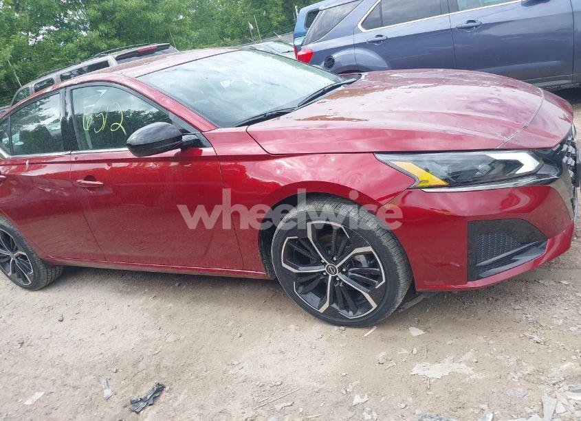 Photo 13 of 2024 Nissan Altima SR INTELLIGENT AWD (VIN 1N4BL4CW4RN339034)