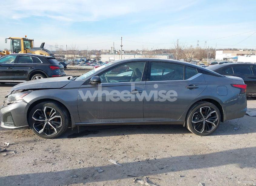 Photo 13 of 2024 Nissan Altima SR INTELLIGENT AWD (VIN 1N4BL4CW4RN356075)