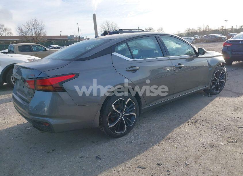 Photo 4 of 2024 Nissan Altima SR INTELLIGENT AWD (VIN 1N4BL4CW4RN356075)