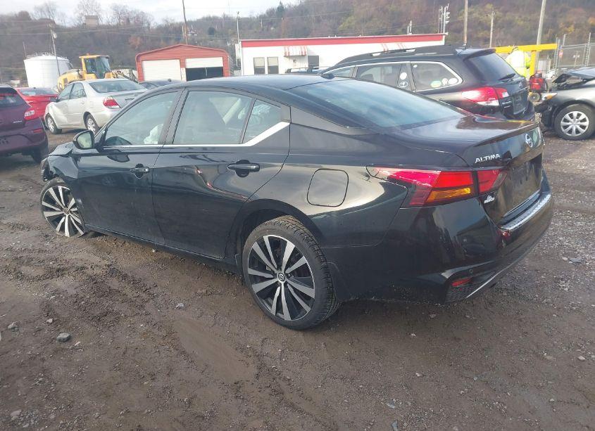 Photo 3 of 2020 Nissan Altima SR INTELLIGENT AWD (VIN 1N4BL4CW5LC228897)