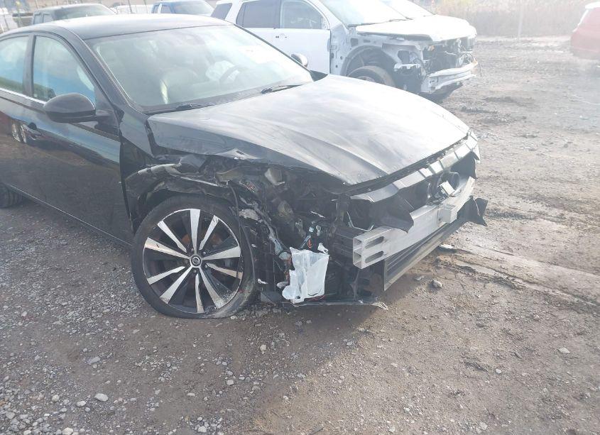 Photo 6 of 2020 Nissan Altima SR INTELLIGENT AWD (VIN 1N4BL4CW5LC228897)