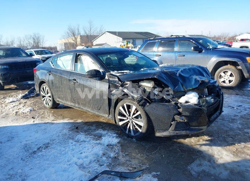 2022 Nissan Altima SR INTELLIGENT AWD (VIN 1N4BL4CW5NN416181) main photo