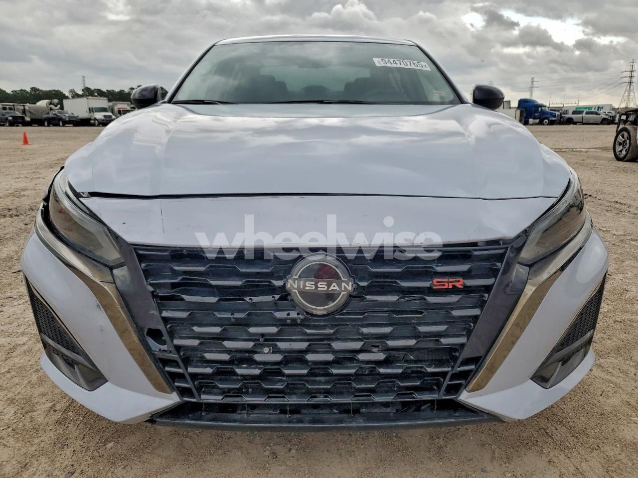 Photo 5 of 2023 NISSAN ALTIMA SR (VIN 1N4BL4CW5PN401232)