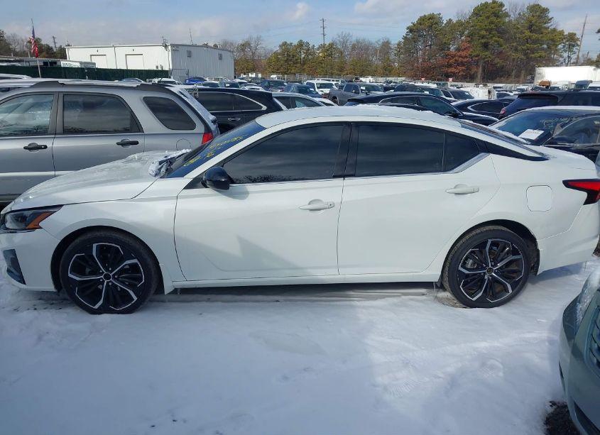 Photo 14 of 2024 Nissan Altima SR INTELLIGENT AWD (VIN 1N4BL4CW5RN304597)