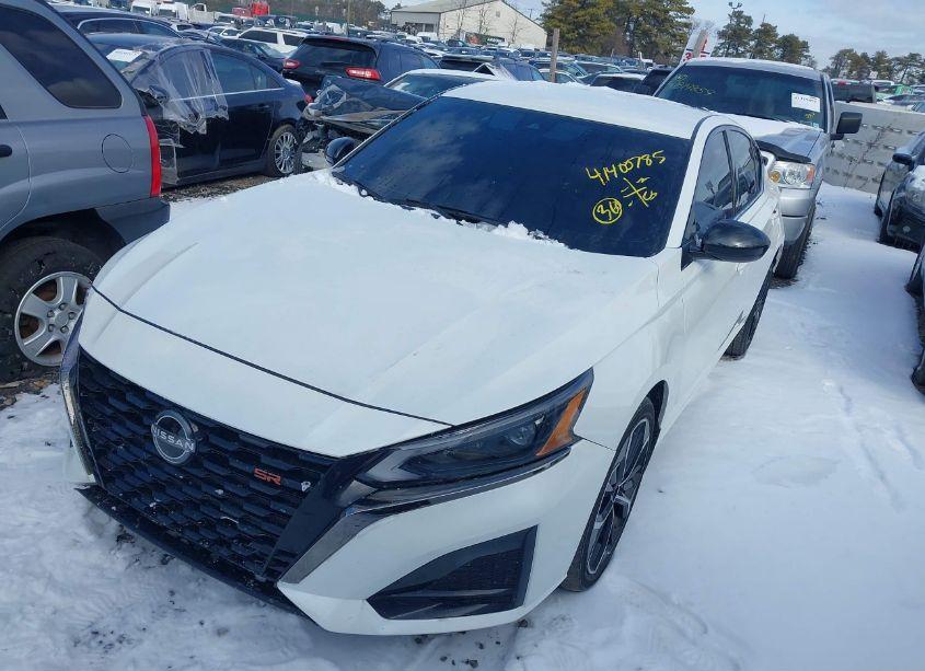 Photo 2 of 2024 Nissan Altima SR INTELLIGENT AWD (VIN 1N4BL4CW5RN304597)