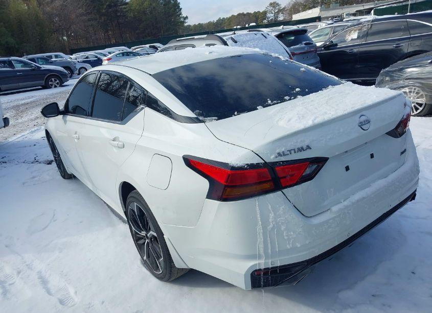 Photo 3 of 2024 Nissan Altima SR INTELLIGENT AWD (VIN 1N4BL4CW5RN304597)