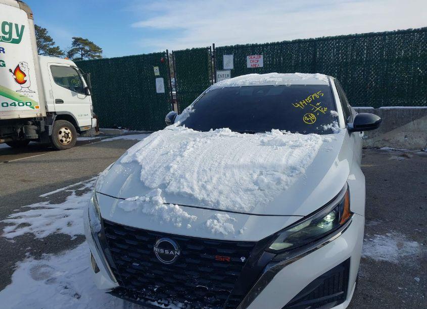 Photo 6 of 2024 Nissan Altima SR INTELLIGENT AWD (VIN 1N4BL4CW5RN304597)