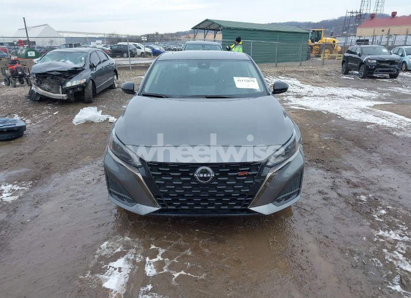 Photo 13 of 2024 Nissan Altima SR INTELLIGENT AWD (VIN 1N4BL4CW5RN315468)