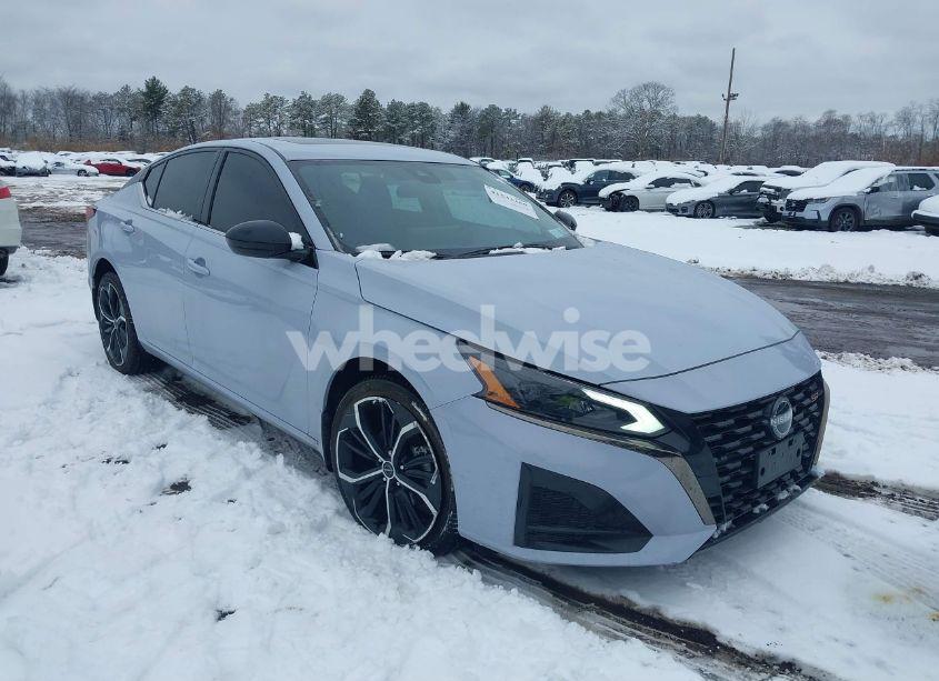 2024 Nissan Altima SR INTELLIGENT AWD (VIN 1N4BL4CW5RN322744) main photo