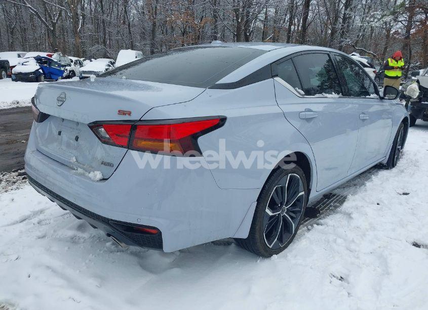 Photo 4 of 2024 Nissan Altima SR INTELLIGENT AWD (VIN 1N4BL4CW5RN322744)