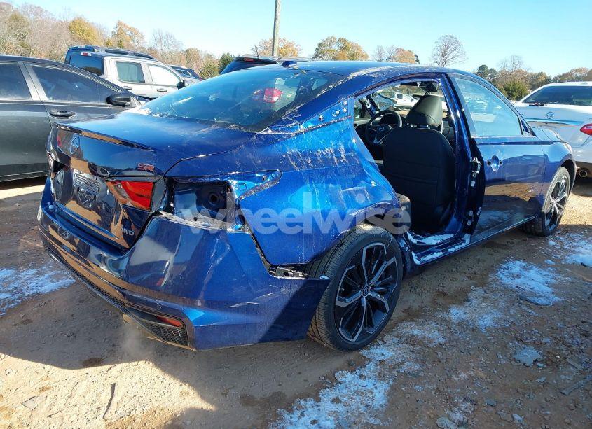 Photo 4 of 2024 Nissan Altima SR INTELLIGENT AWD (VIN 1N4BL4CW5RN407115)