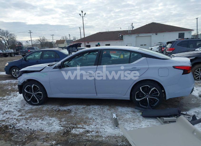 Photo 14 of 2024 Nissan Altima SR INTELLIGENT AWD (VIN 1N4BL4CW5RN424500)