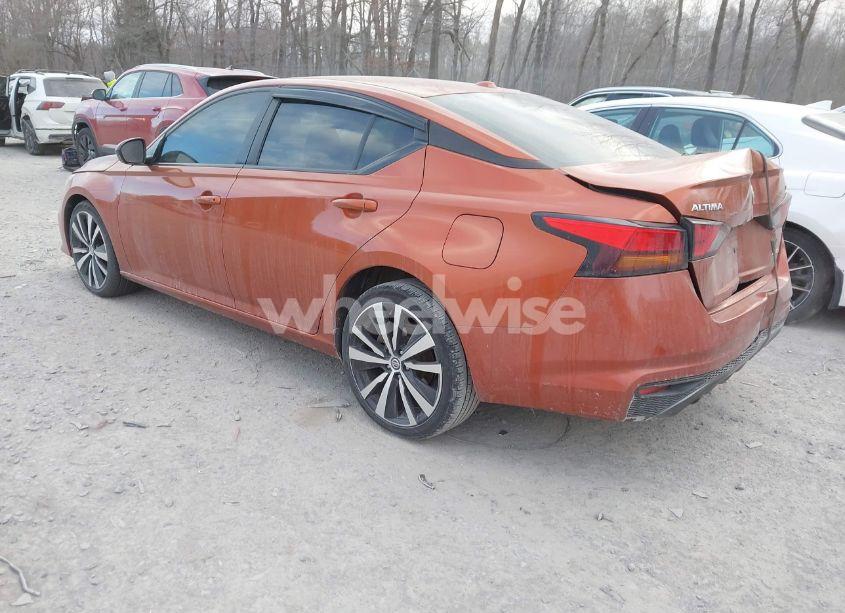 Photo 3 of 2019 Nissan Altima 2.5 SR (VIN 1N4BL4CW6KC183869)
