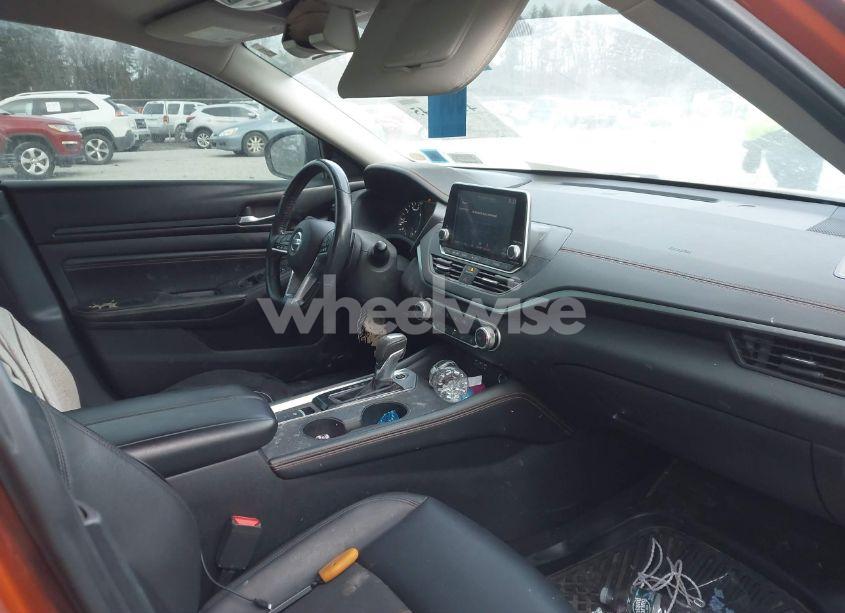 Photo 5 of 2019 Nissan Altima 2.5 SR (VIN 1N4BL4CW6KC183869)