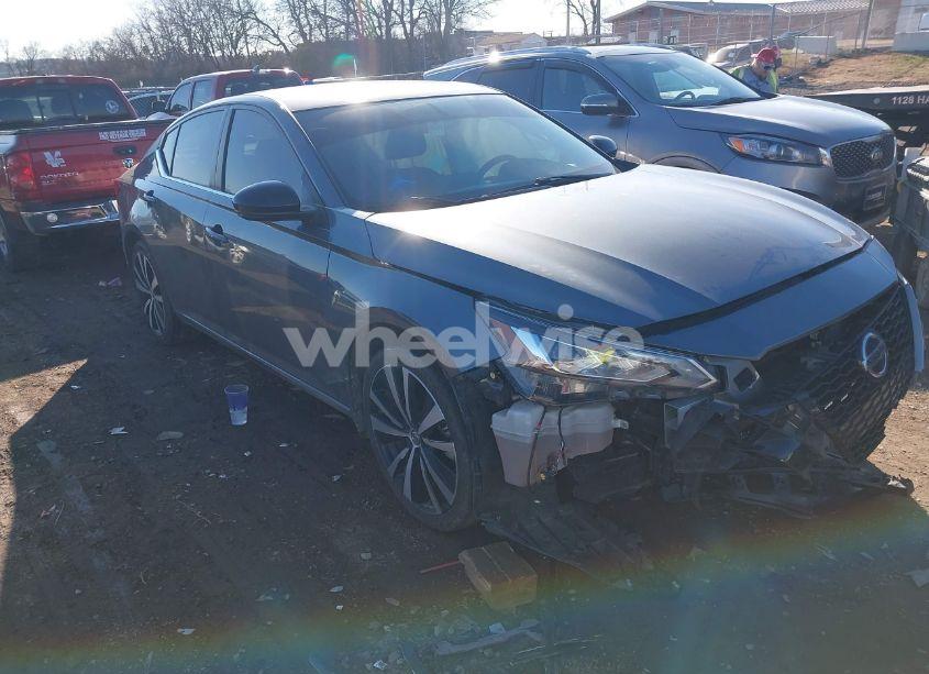 2019 Nissan Altima 2.5 SR (VIN 1N4BL4CW6KC195889) main photo