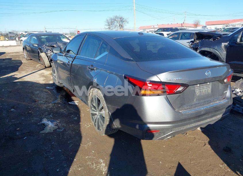 Photo 3 of 2019 Nissan Altima 2.5 SR (VIN 1N4BL4CW6KC195889)