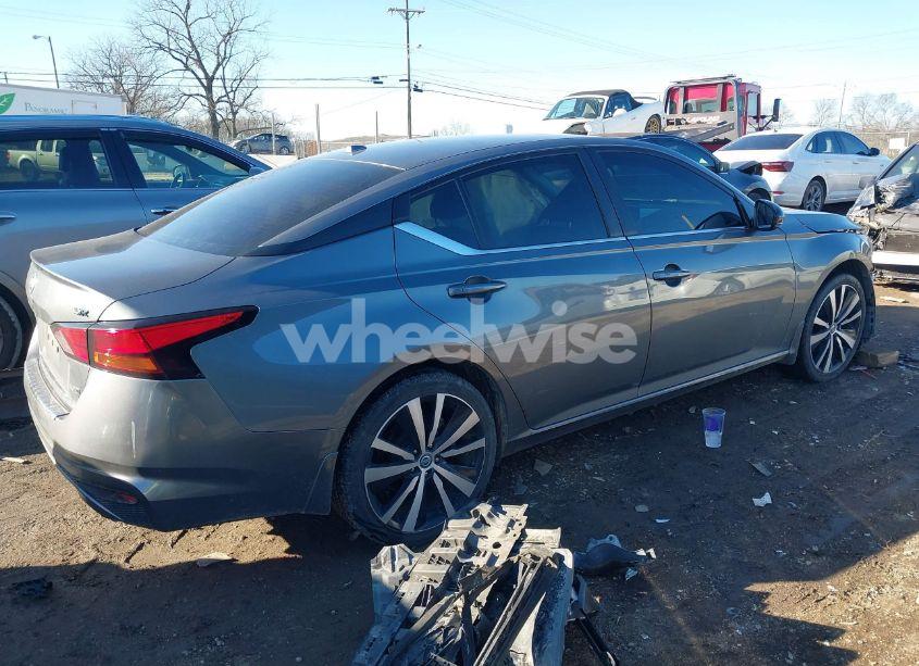 Photo 4 of 2019 Nissan Altima 2.5 SR (VIN 1N4BL4CW6KC195889)