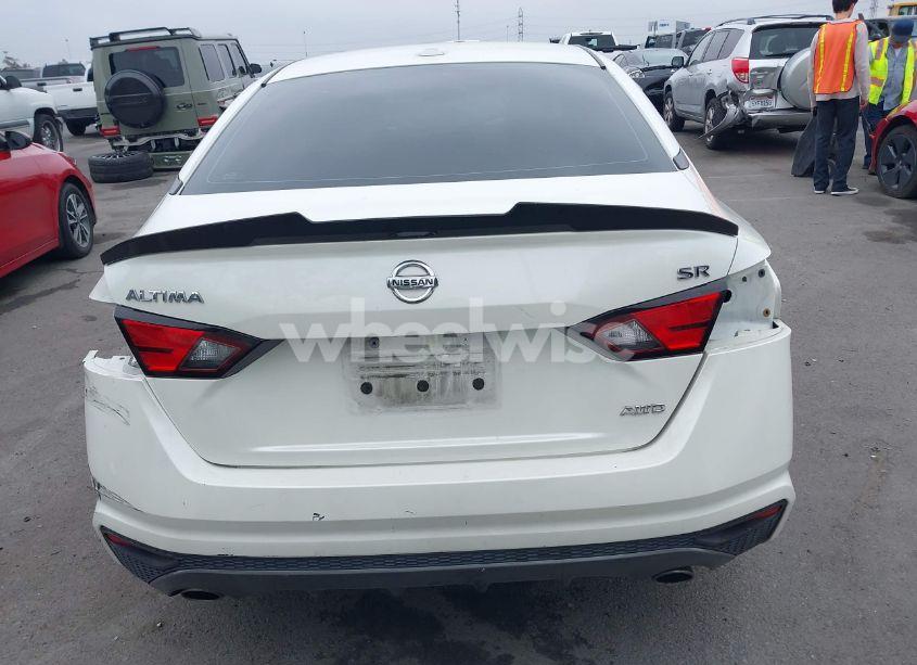 Photo 17 of 2019 Nissan Altima 2.5 SR (VIN 1N4BL4CW6KC259204)
