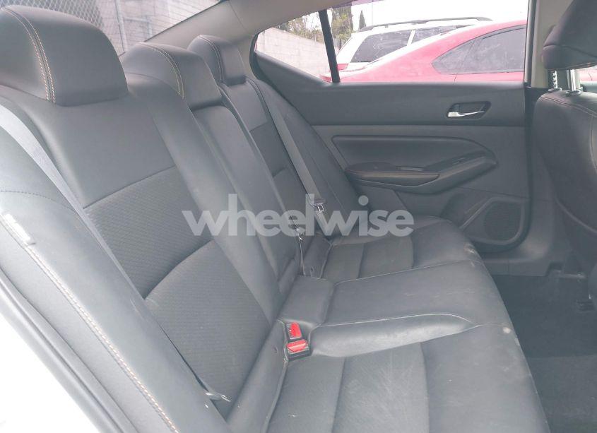 Photo 8 of 2019 Nissan Altima 2.5 SR (VIN 1N4BL4CW6KC259204)